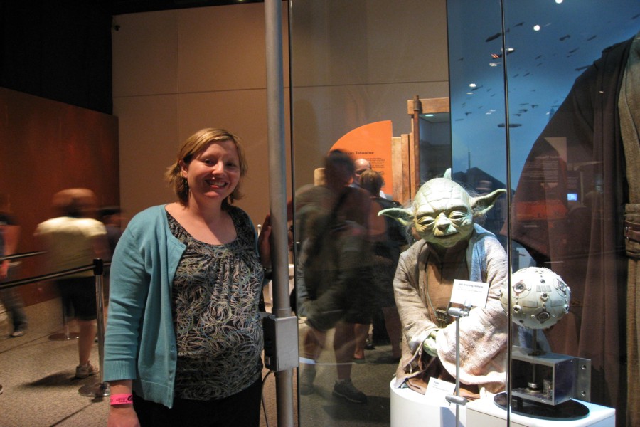 ../image/julie and yoda.jpg